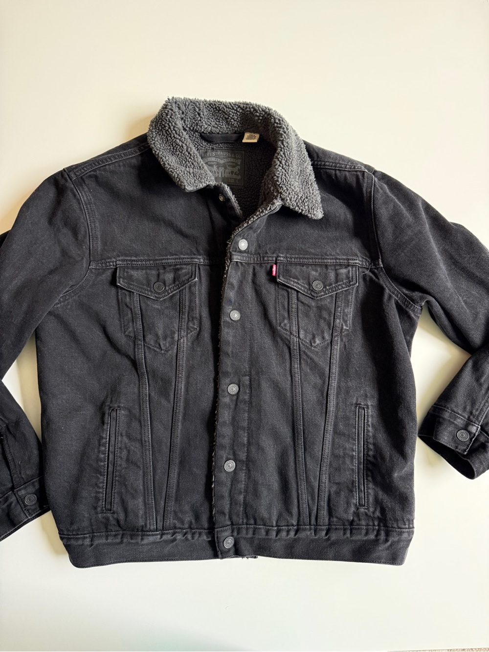 Levi’s Men's Black Sherpa-Lined Denim Jacket- Large